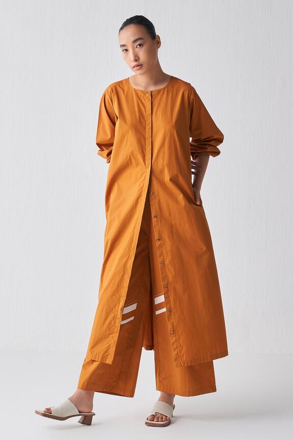 Three Pleated Back Jacket