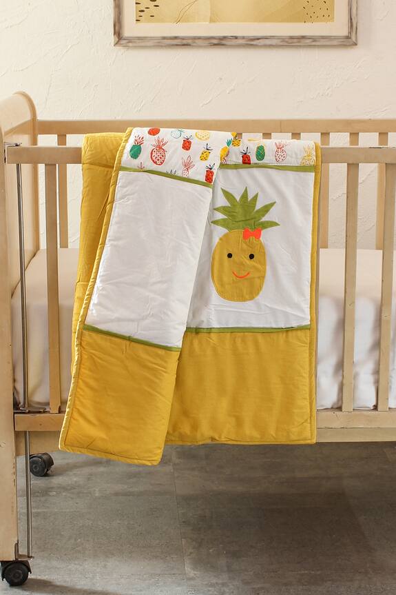 House This The Juicy Pineapple Quilt
