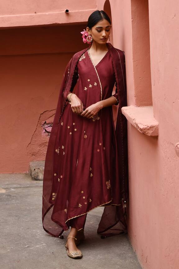 Deepthee Zari Embroidered Angrakha Set