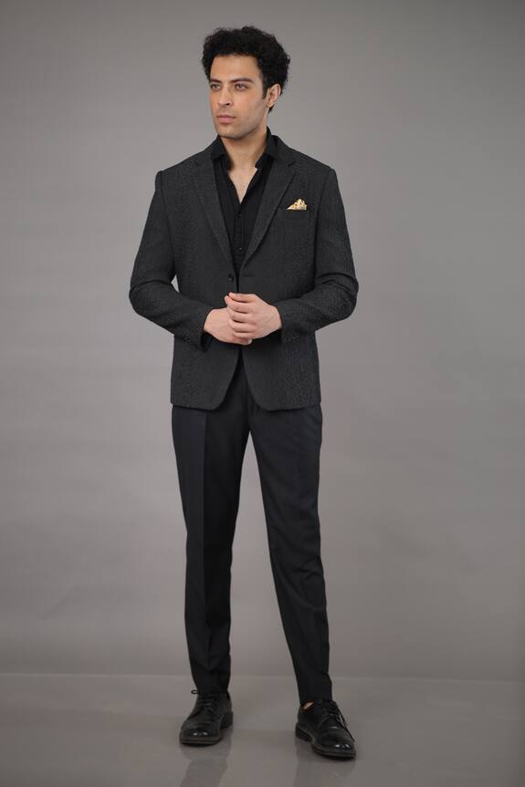 Para Spread Collar Blazer & Pant Set
