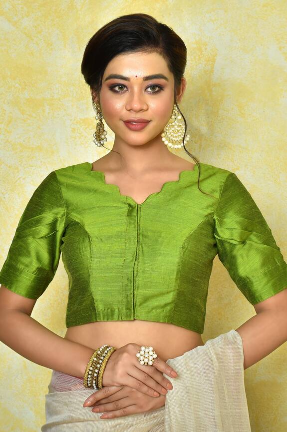 Samyukta Singhania Scalloped Neckline Blouse