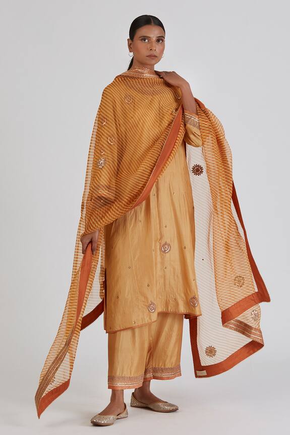 Lajjoo C Aasa Leheriya Dupatta
