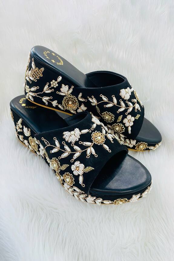 Rajasthani Stuff Patalah Embroidered Wedges