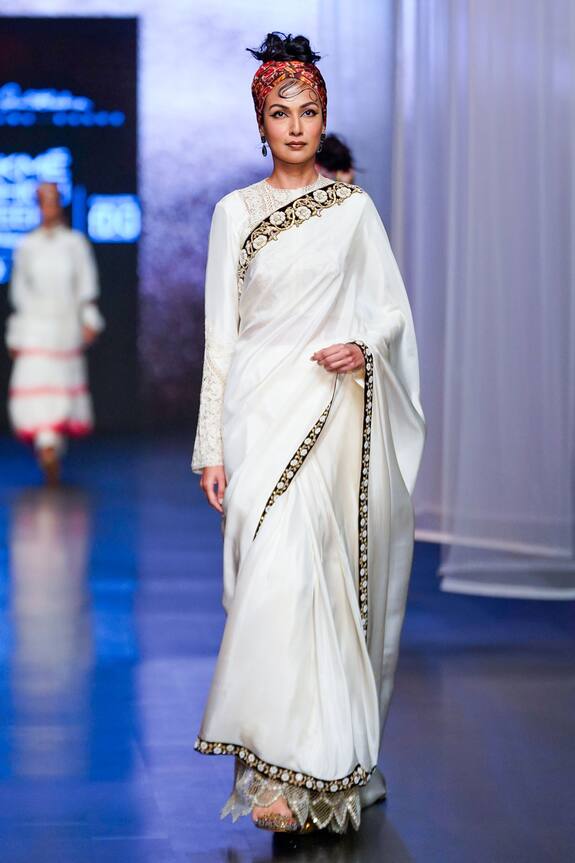 Anand Kabra Border Embroidered Saree With Blouse