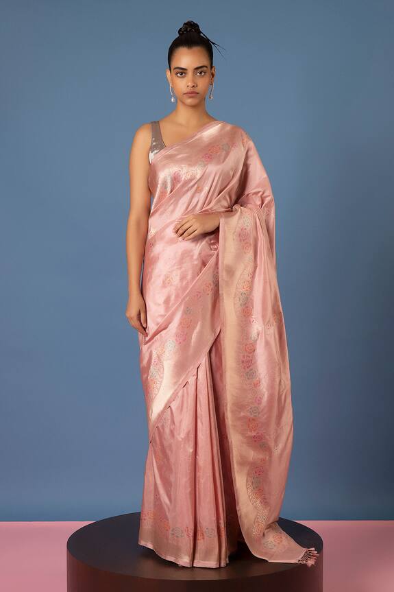Ekaya Silk Floral Pattern Handwoven Pastel Saree