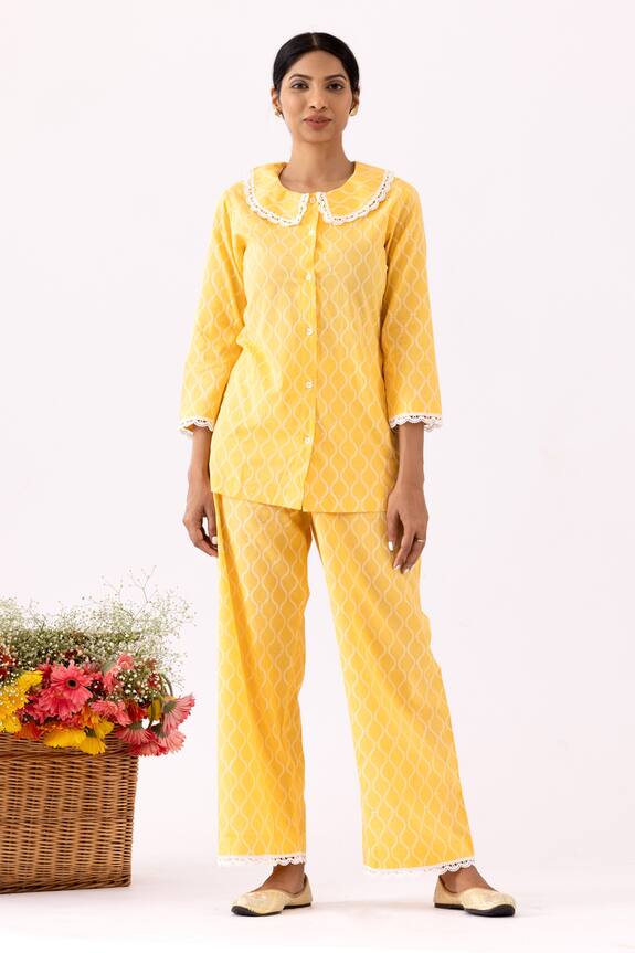 Abbaran Quatrefoil Print Button Down Tunic With Pant
