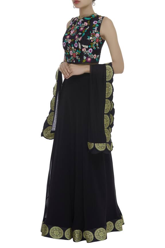 Ayesha Aejaz Floral embroidered blouse & skirt set