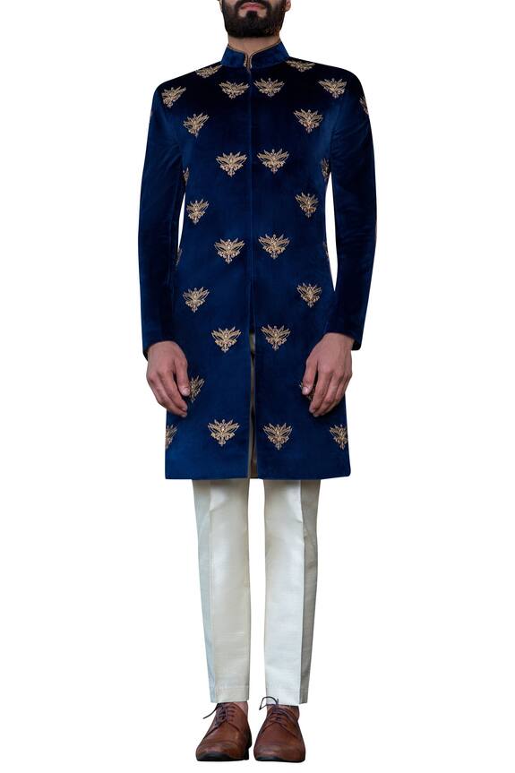 Arjun Kilachand Embroidered Sherwani