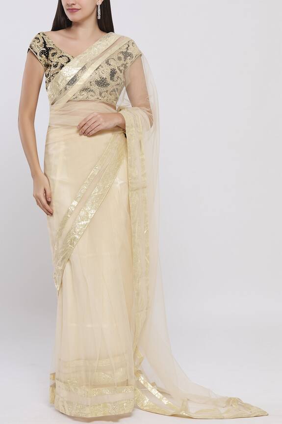Bhairavi Jaikishan Embroidered Saree with Blouse 