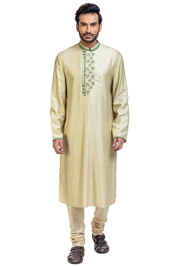 Poonam Kasera Embroidered Kurta Set
