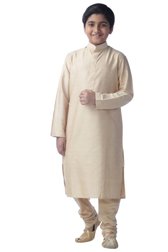 Kommal Sood Cotton Silk Kurta Set