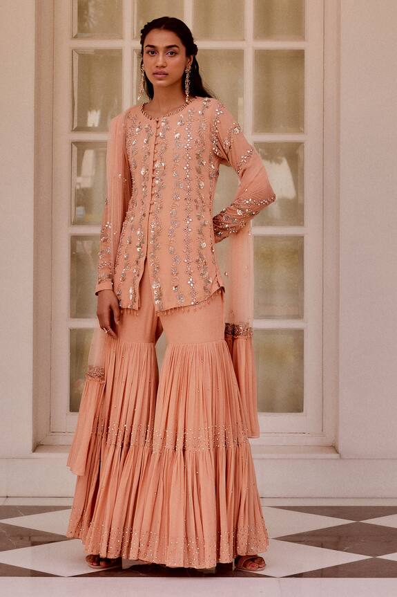 Sanya Gulati Embroidered Kurta Set