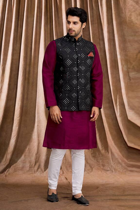 Aham-Vayam Mirror Work Bundi & Kurta Set