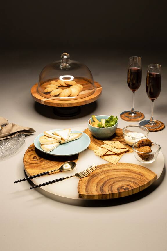 Silken Icicle Wood-Epoxy Lazy Susane Turn Table