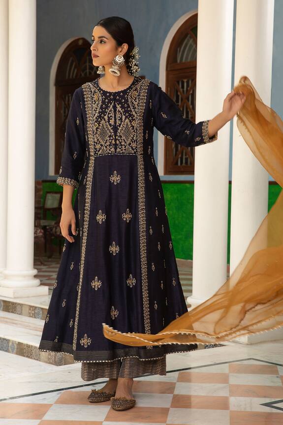 Kritika Dawar Zari Embroidered Kurta Palazzo Set