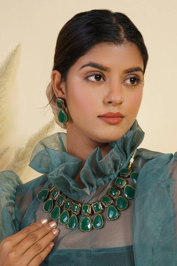 Hairatt Stone Embellished Necklace set