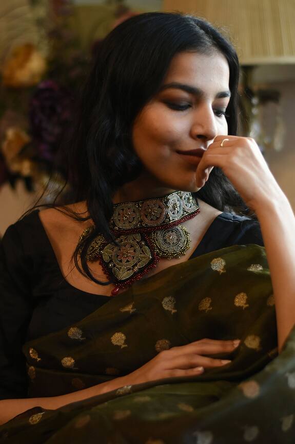 Moirra Floral Embroidered Choker