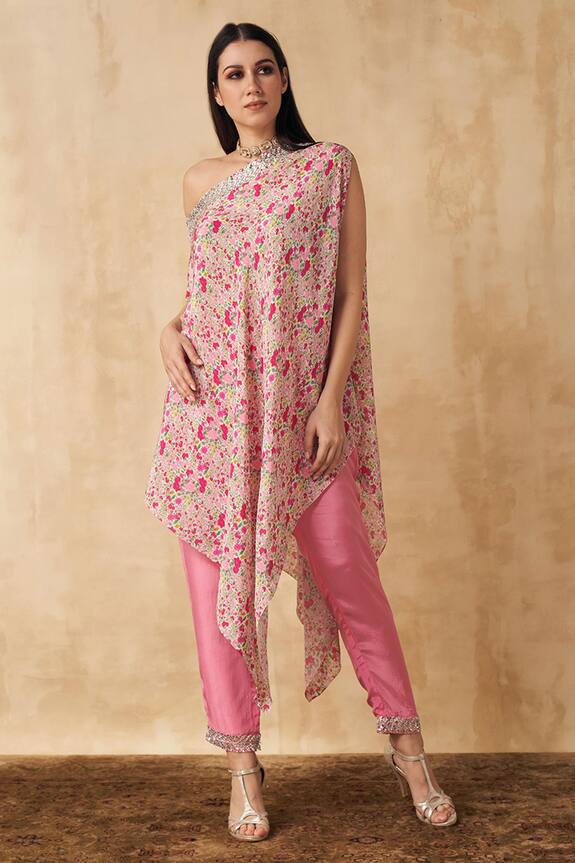 Sakshi Girri Printed Tunic & Pant Set