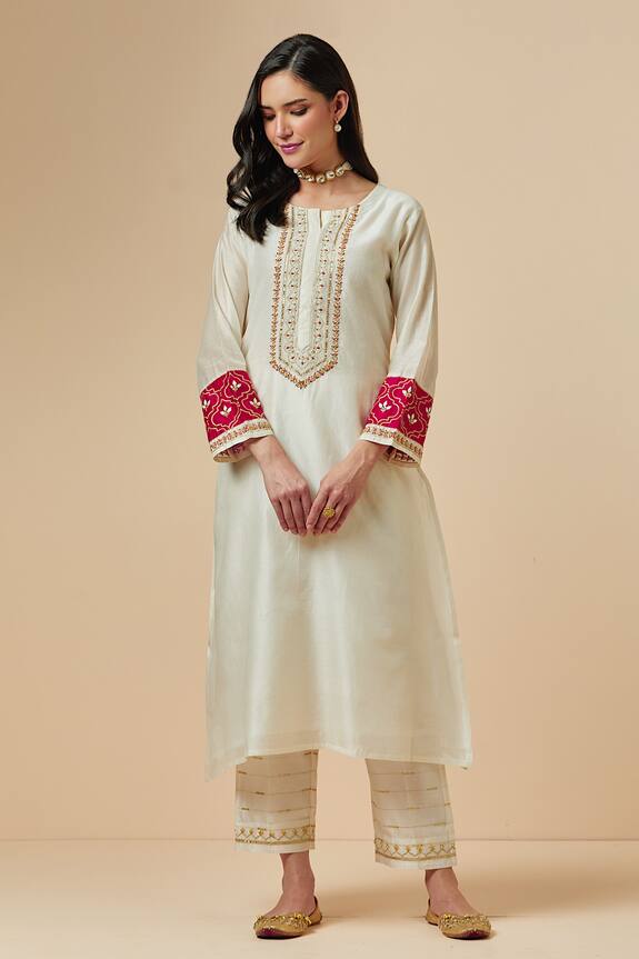 Anantaa by Roohi Silk Chanderi Kurta