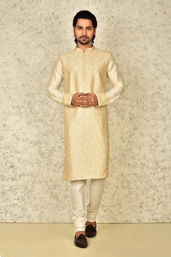 Arihant Rai Sinha Embroidered Kurta