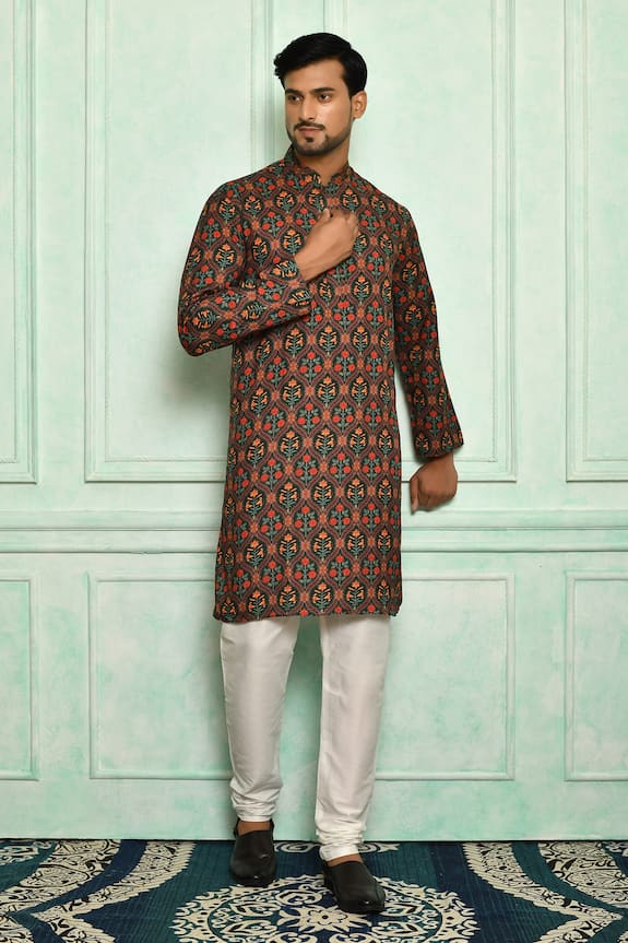 Adara Khan Floral Pattern Kurta Set