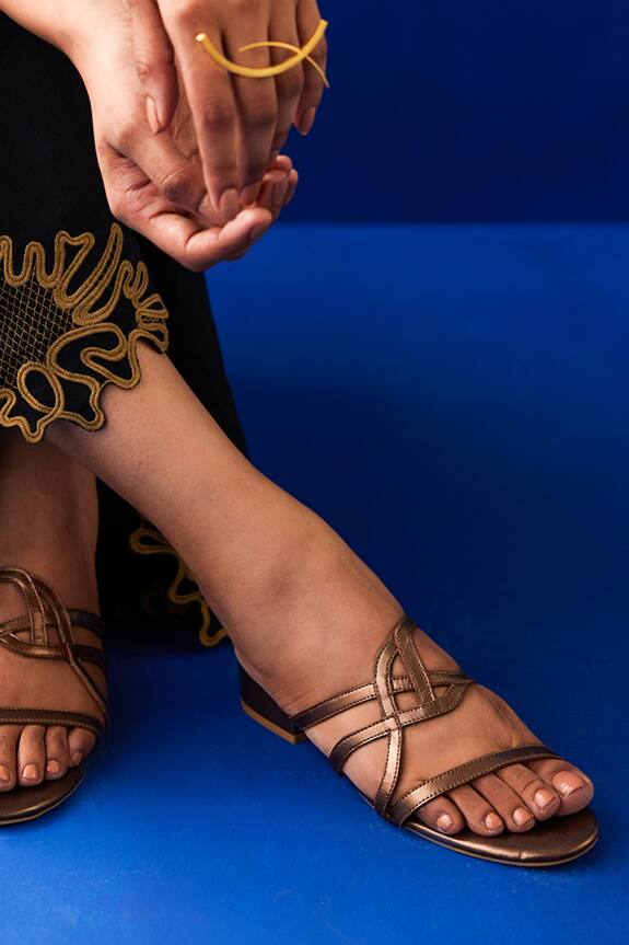 OCEEDEE Lexi Cutout Strap Heels