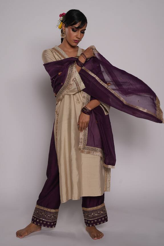 Pants and Pajamas Organza Embroidered Dupatta