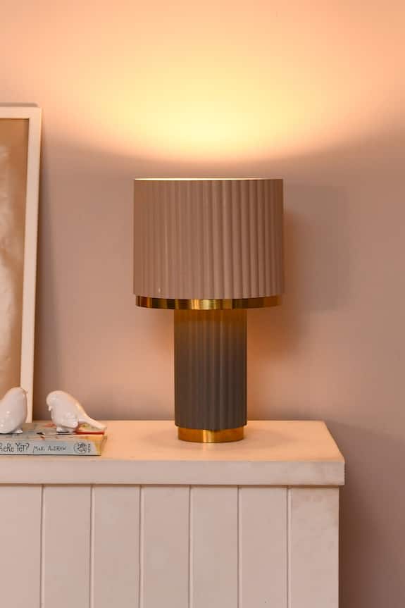 Mason Home Nordic Ribbed Lamp