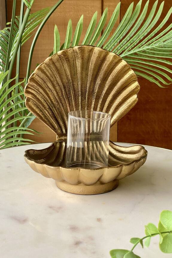 Mason Home Ambrai Shell Shaped Candle Holder
