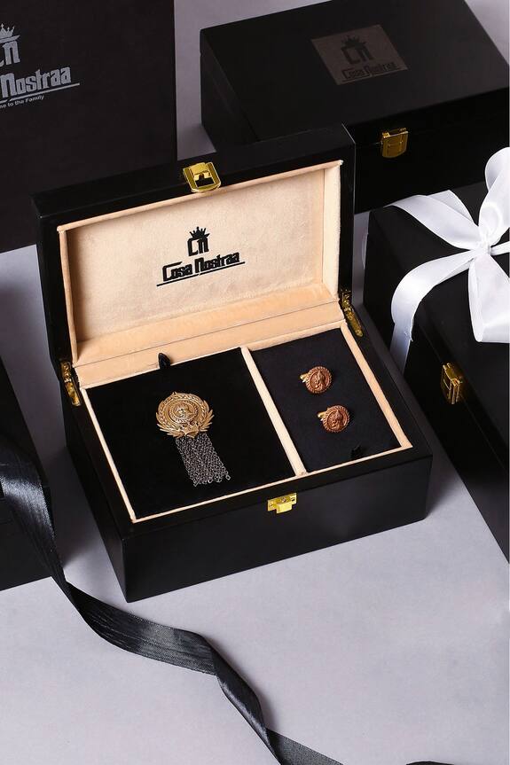 Cosa Nostraa The Regent Black Box