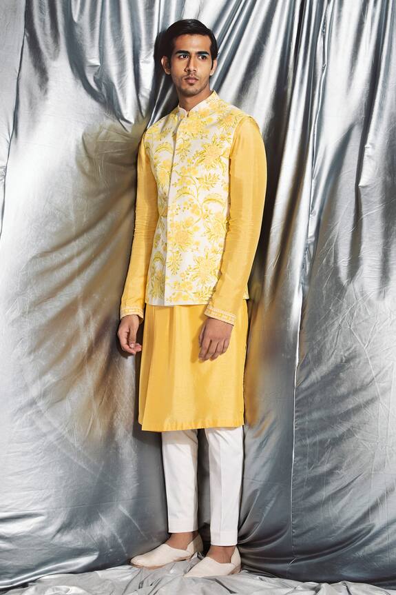 Dev R Nil Hand Painted Bundi & Kurta Set