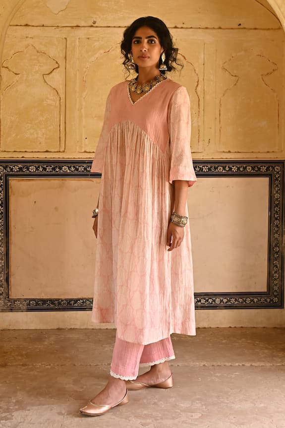 Rekha Agra Chanderi Kurta & Pant Set