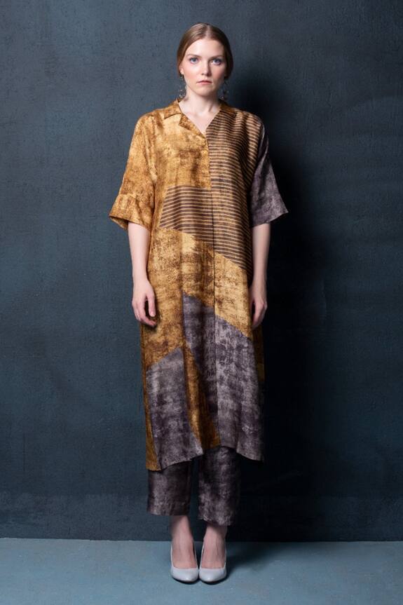 Clos Abstract Print Shirt Tunic & Pant Set
