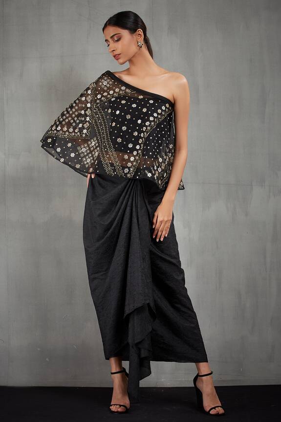 Kavita Bhartia Embroidered Organza Cape with Draped Skirt