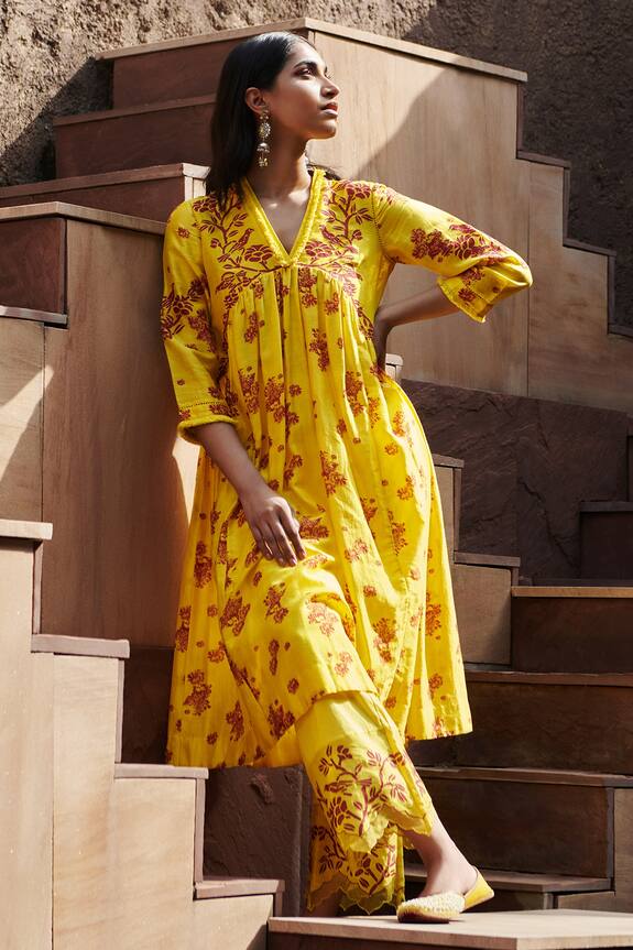 Amrita Thakur Chanderi Printed Kurta Set
