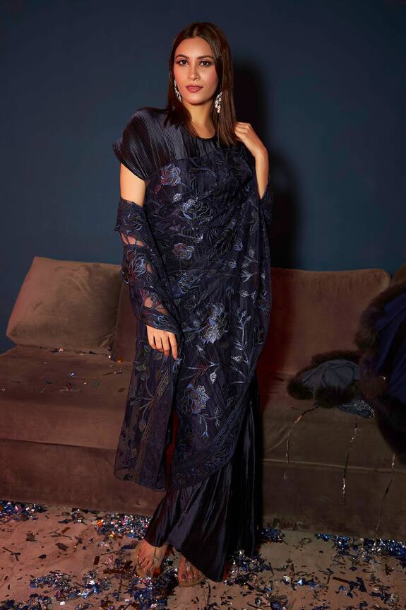 Tasuvure Idylic Adorned Pleated Saree Gown