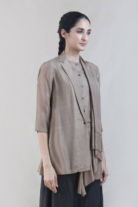 Integument Asymmetric Top