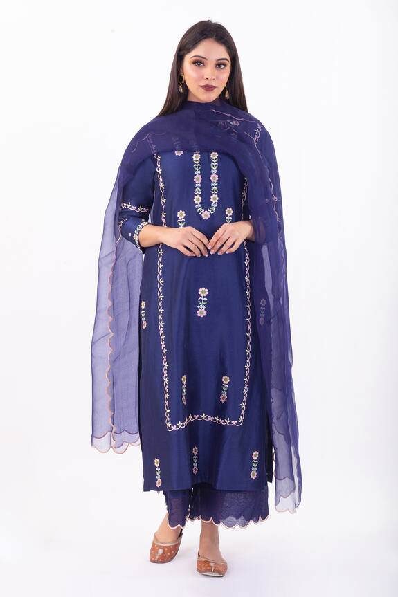 Priya Chaudhary Chanderi Silk Kurta Set