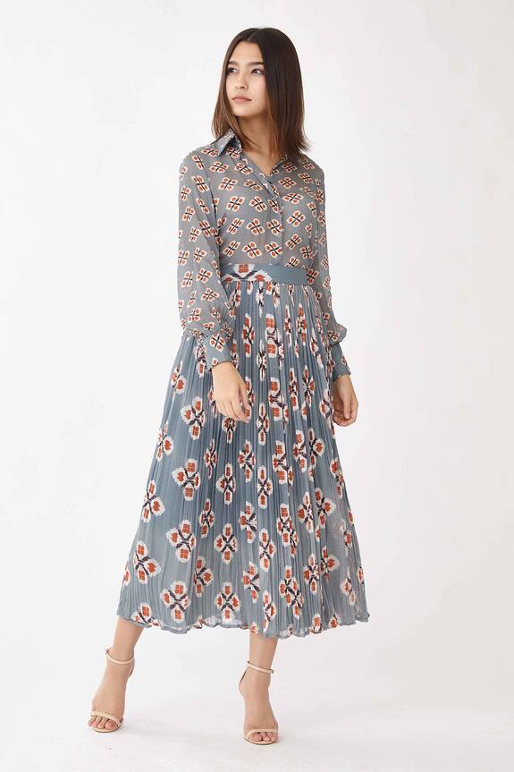 KoAi Georgette Geometric Print Shirt