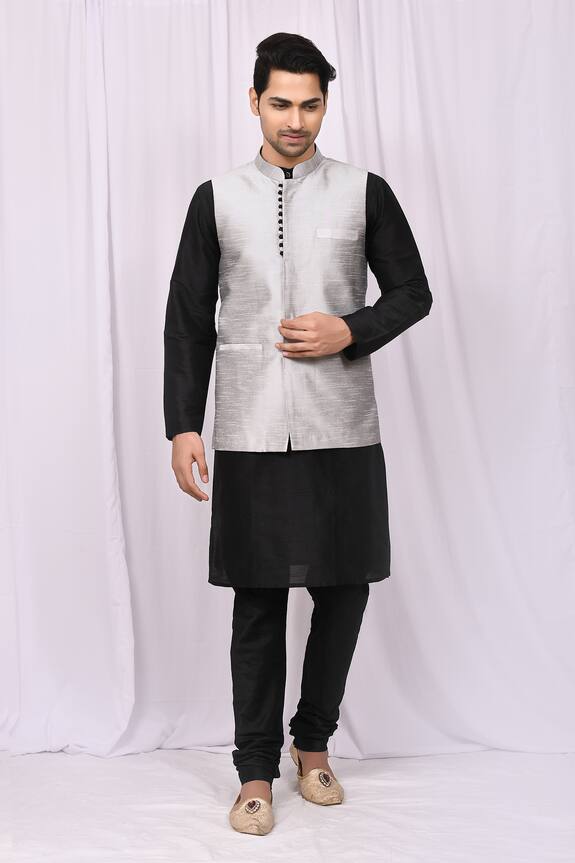 Arihant Rai Sinha Bundi & Kurta Set