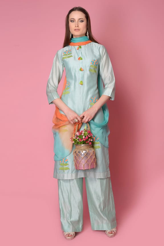 Surabhi Arya Silk Chanderi Kurta Set