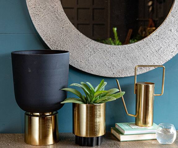 Logam Felicia Planter