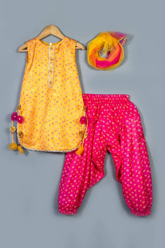 Label Neeti Bandhej Print Kurta Patiala Set