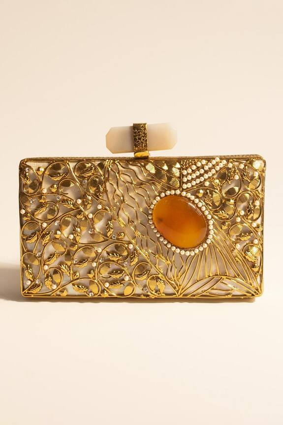 Sephyr Sansa Box Clutch