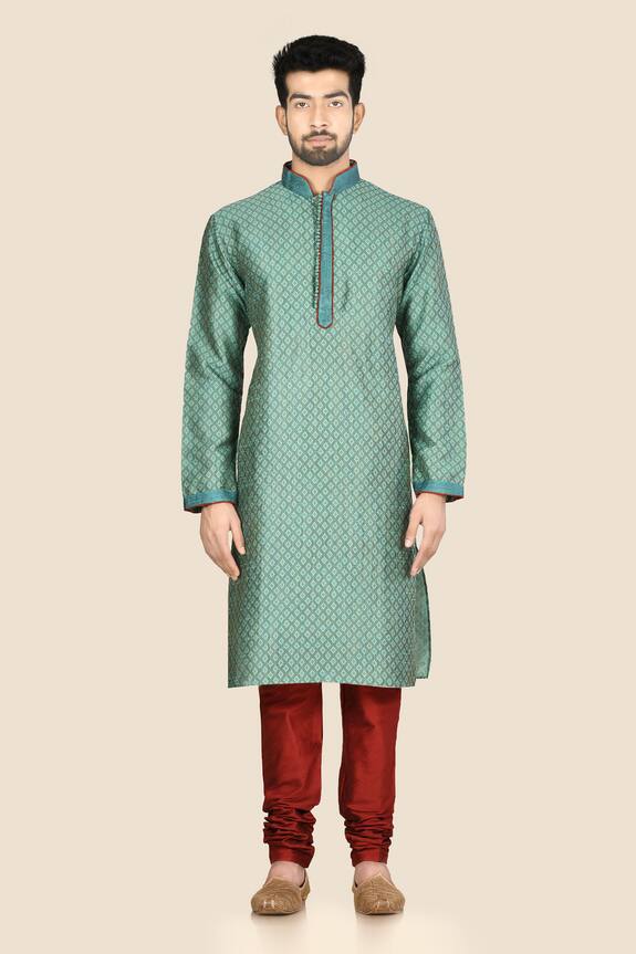 Aryavir Malhotra Embroidered Kurta Set