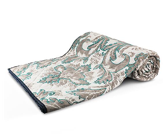 Perenne Design Embroidered Quilt (Single Pc)