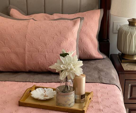 Sadyaska Quilted Reversible Bedsheet Set