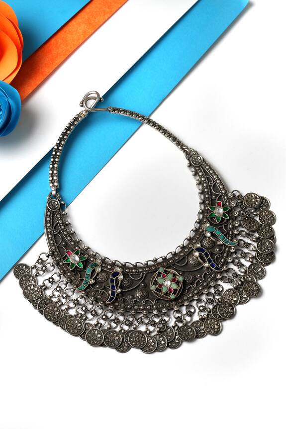 Sangeeta Boochra Handcrafted Carved Choker