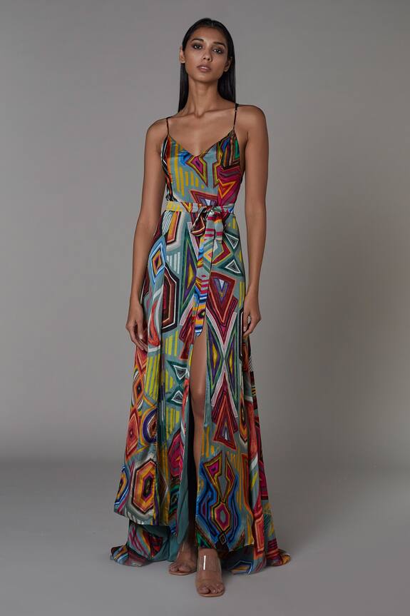 Saaksha & Kinni Abstract Print Trail Gown