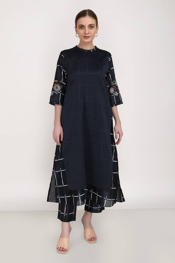 Arcvsh by Pallavi Singh Checkered Pattern Kurta & Pant Set